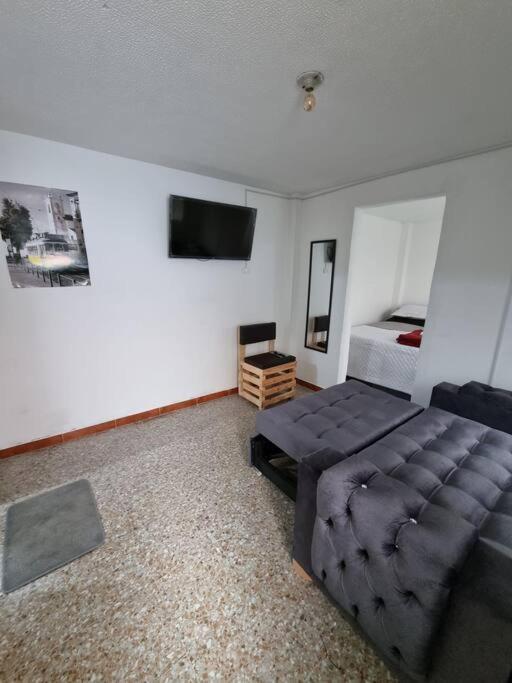 Aparta Estudio Bonito, Independiente Bien Ubicado Apartment Bogota